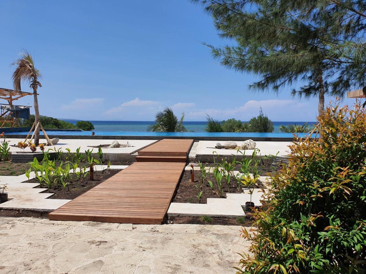 Padadita Beach Hotel Waingapu Exterior foto