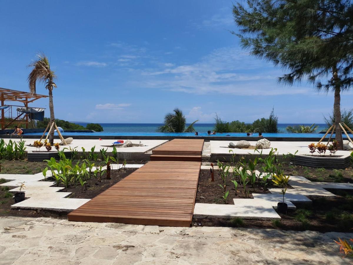 Padadita Beach Hotel Waingapu Exterior foto